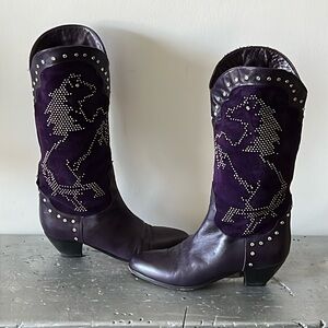 Rare Vintage Cowboy Boots- Horses